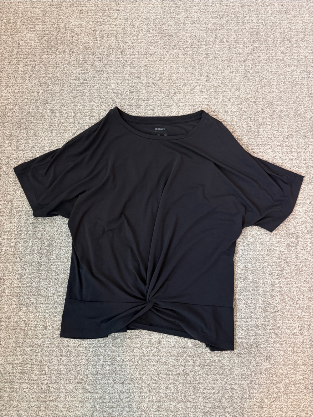 GAP fit Black Lightweight Women's Athletic Top with Tie Front Size Large
